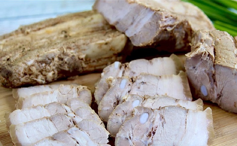 Грудинка по-фирменному: как легко создать кулинарный шедевр