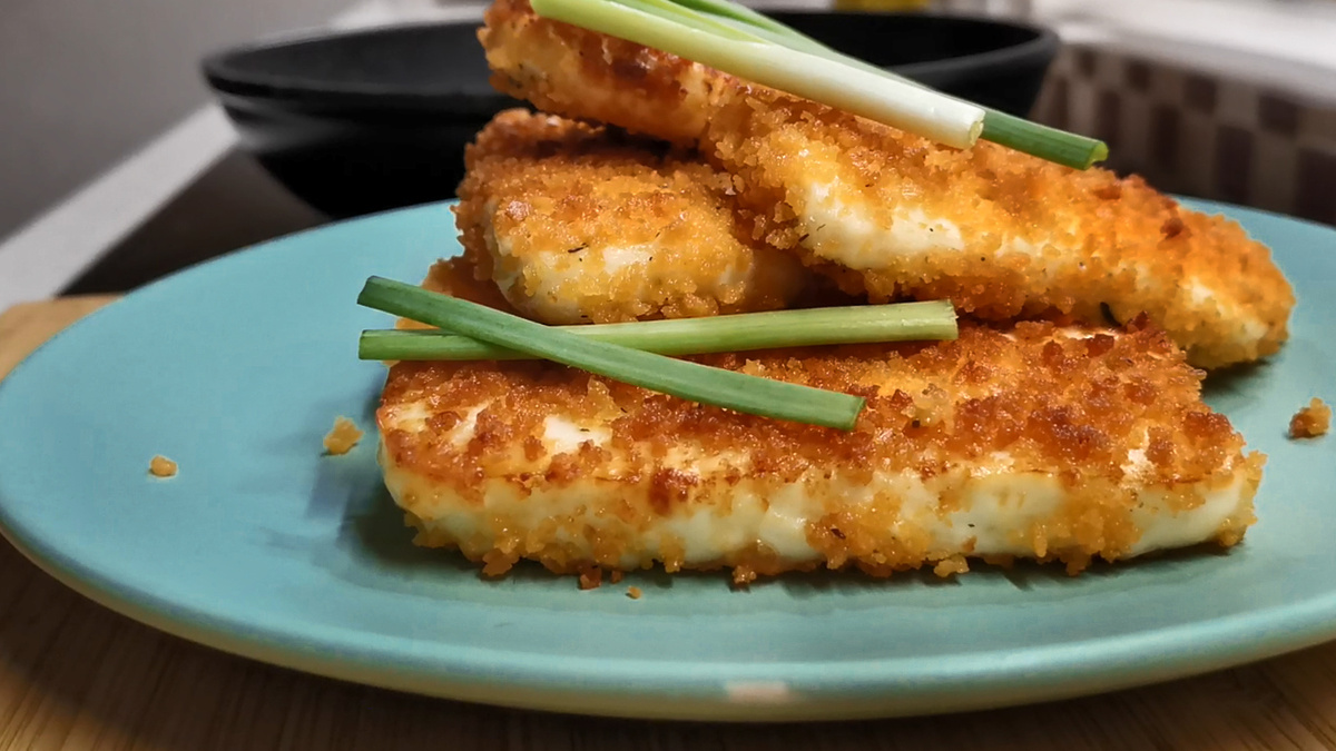 Забытая классика: жареный сыр по-кавказски радует вкусом