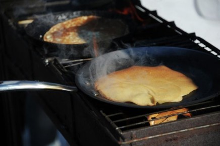 Почему стоит отказаться от подсолнечного масла для жарки блинов