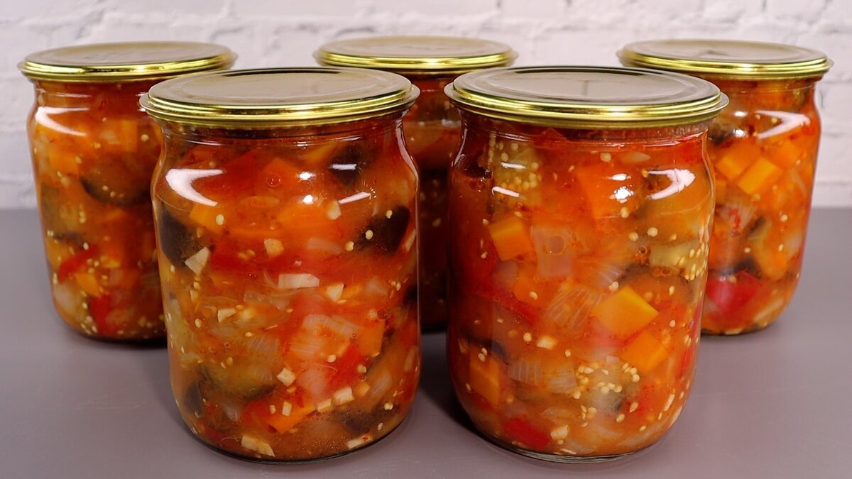 Необычные заготовки: удивительные рецепты на зиму с баклажанами и арбузами