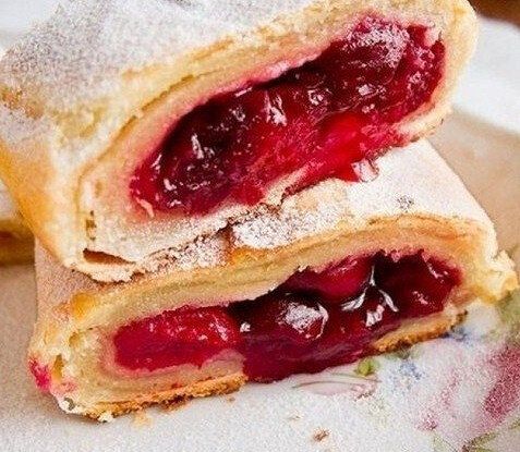 Удивительный австрийский штрудель с вишнями для настоящих гурманов