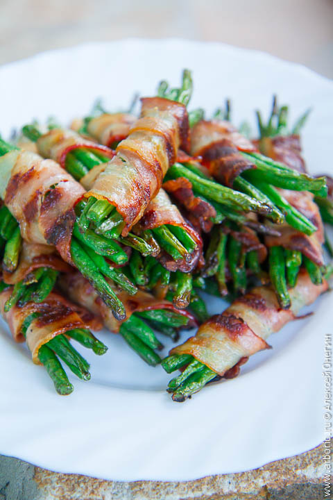 Превратите простую фасоль в шедевр: гриль с беконом