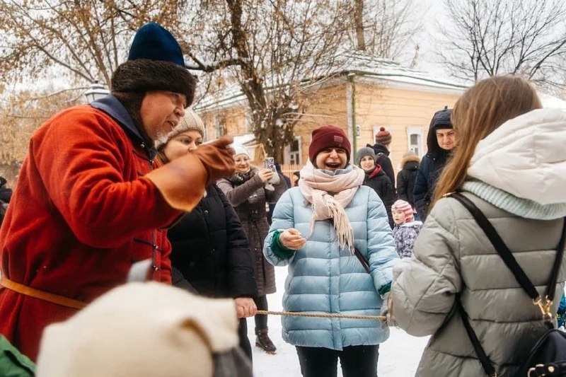 Веселая масленица на Крутицах: экскурсии и блины ждут вас!