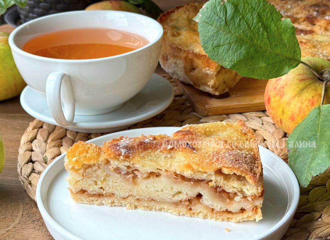 Простой яблочный пирог без теста: сладкое удовольствие