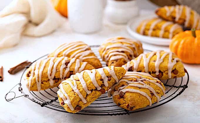 Тыквенные сконы - идеальный осенний десерт для уютных вечеров