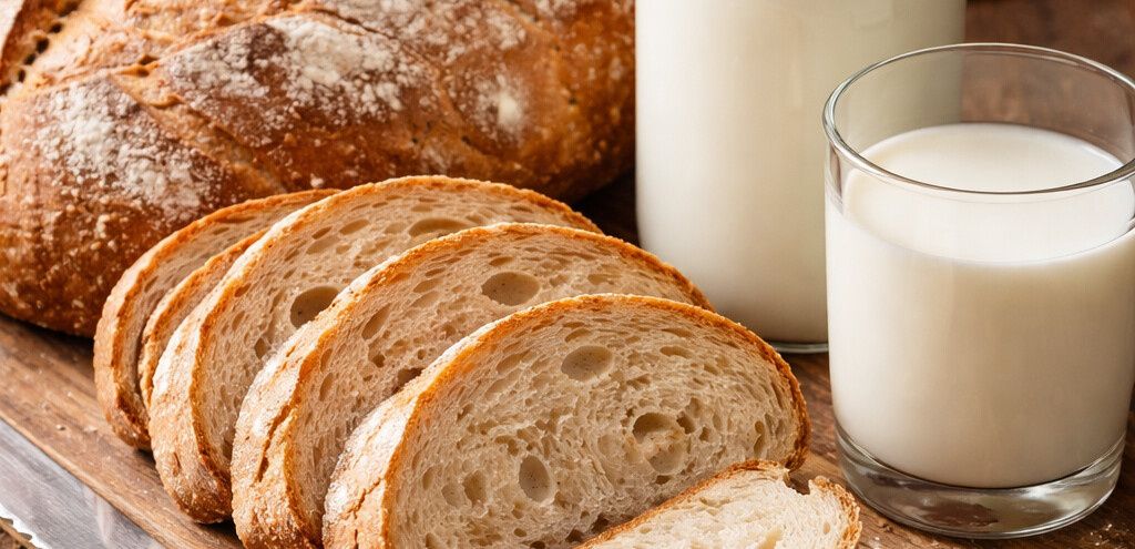 Хлеб с молоком: доступный и питательный перекус для каждого