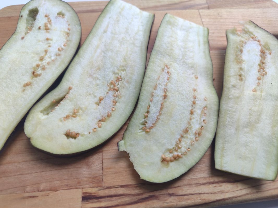 Мини-пицца на баклажане: насладитесь простым и полезным блюдом