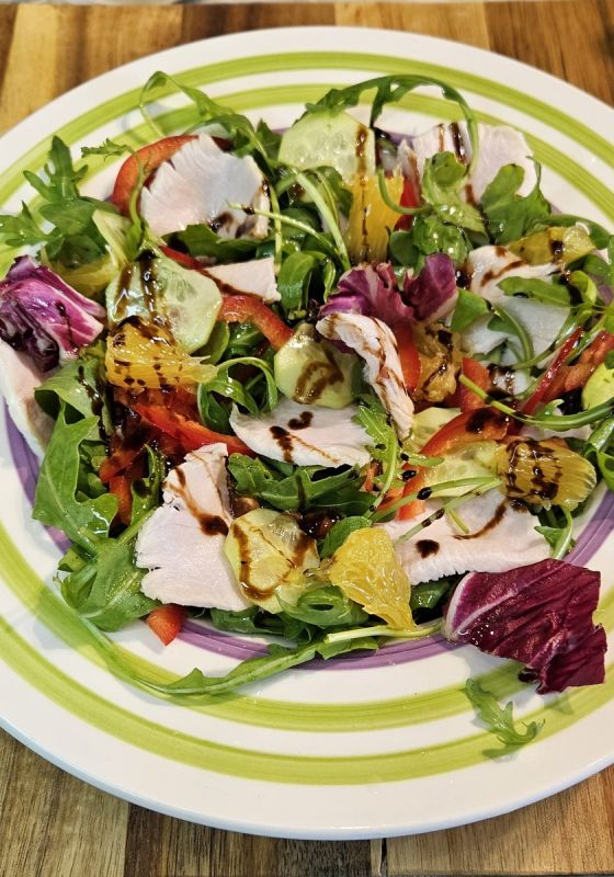 Улегченный заливной салат с индейкой и апельсинами: яркий вкус весны