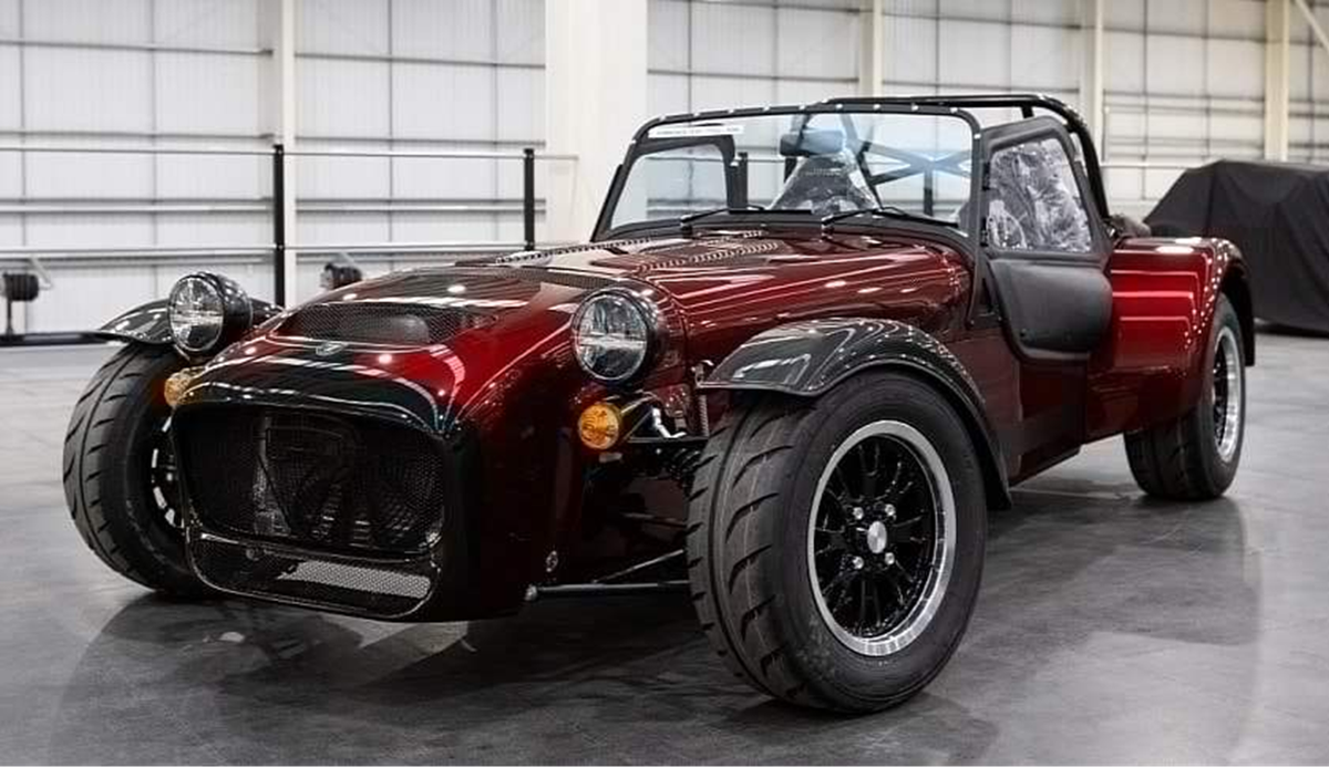 Caterham прощается с легендой: Seven 485 уходит в историю