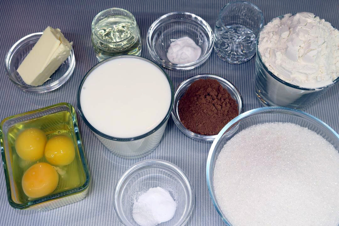 Вкусный пирог Зебра: просто и быстро на кефире