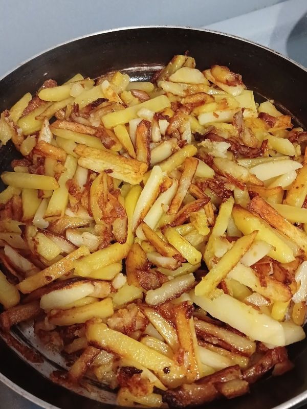 Как приготовить картошку с хрустящей корочкой: секреты идеального блюда