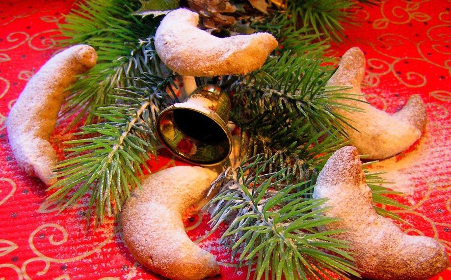 Нежные ореховые рогалики: традиционный австрийский рецепт