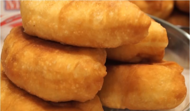 Пирожки с картошкой: легкость теста без яиц и молока