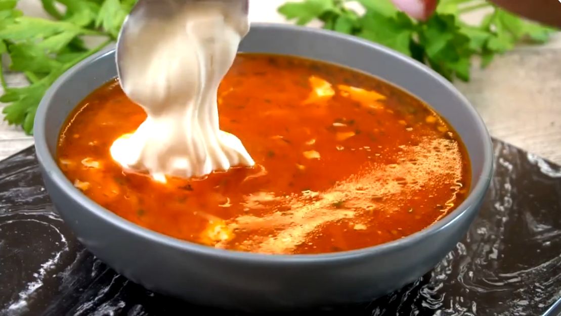 Как готовили борщ наши бабушки и о чем забыли современные хозяйки