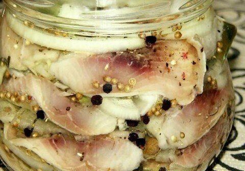 Восхитительная селедка в маринаде за один день