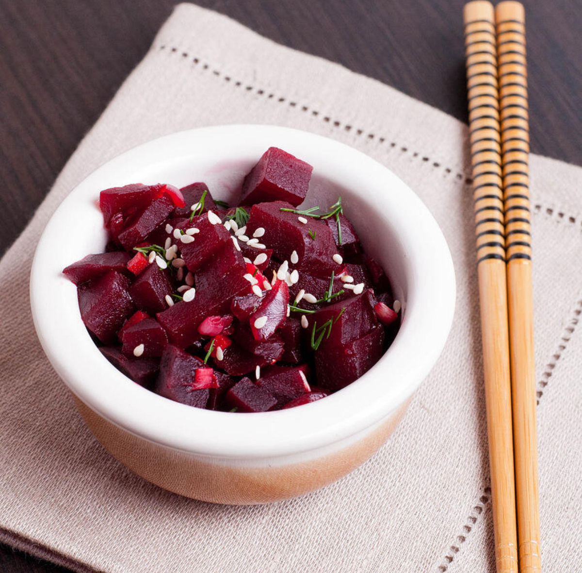 Праздничные зимние салаты, которые согреют душу и тело