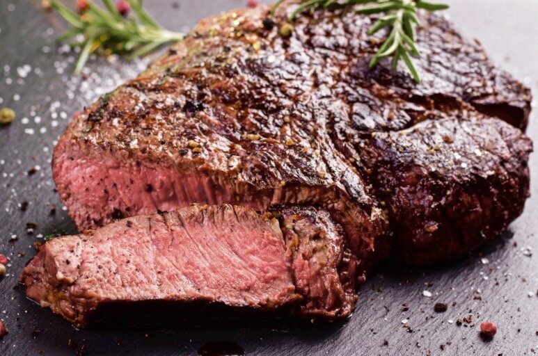 Волшебство говядины: премиальные стейки и секреты их подготовки
