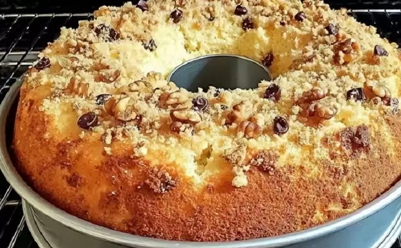 Непревзойдённый деревенский пирог на йогурте: секреты, которые стоит узнать