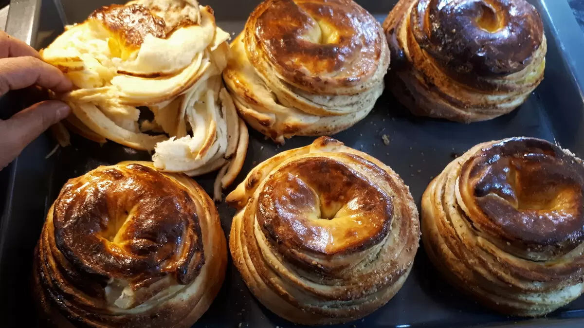 Волшебные булочки к чаю: секретный рецепт, который вы полюбите