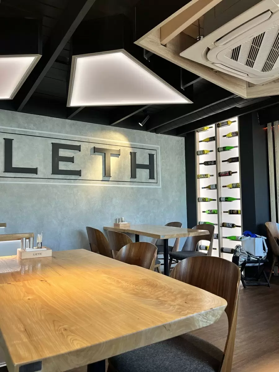 Откройте для себя ресторан 'Leth': искусство сенсорной кухни