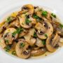 Нежный салат из шампиньонов: простой и вкусный рецепт